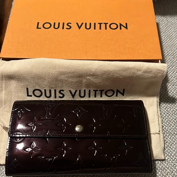 Authentic Vintage Louis Vuitton Vernis Sarah wallet plum box and bag - Picture 1 of 16